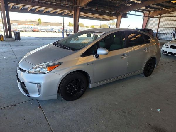 2015 TOYOTA PRIUS
