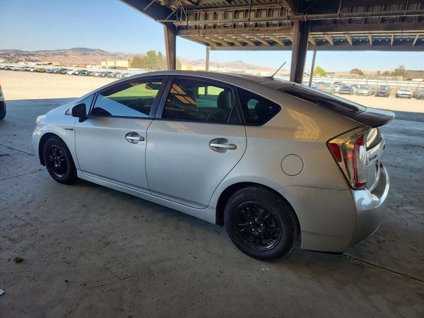 2015 TOYOTA PRIUS