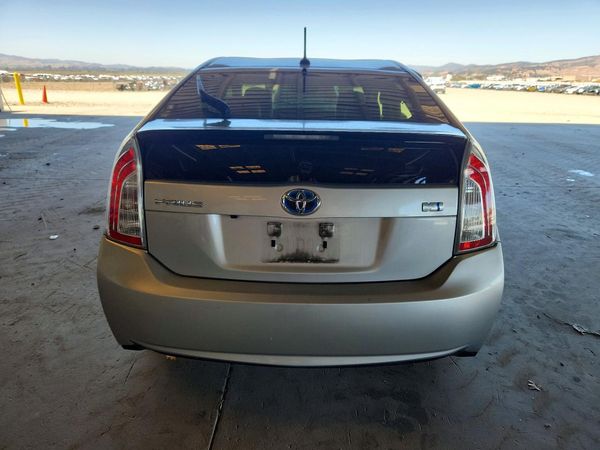 2015 TOYOTA PRIUS