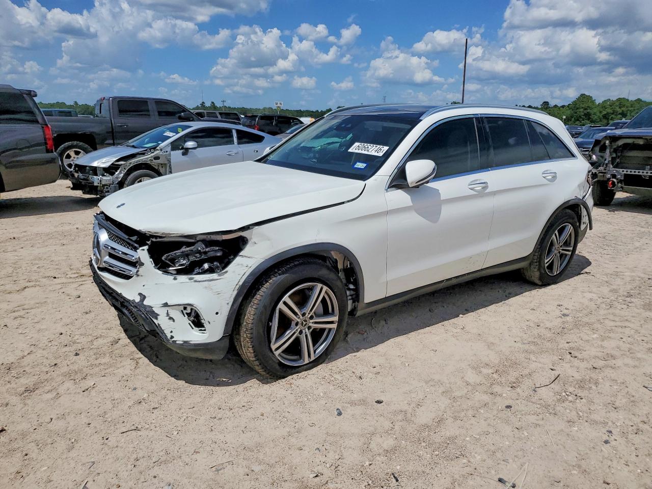 2022 MERCEDES-BENZ GLC GLC300