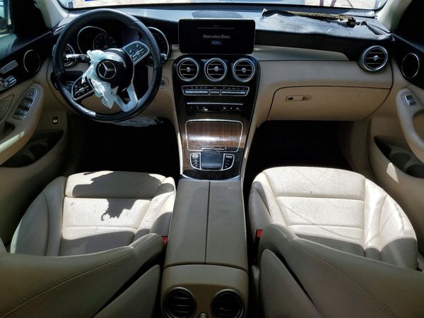 2022 MERCEDES-BENZ GLC GLC300