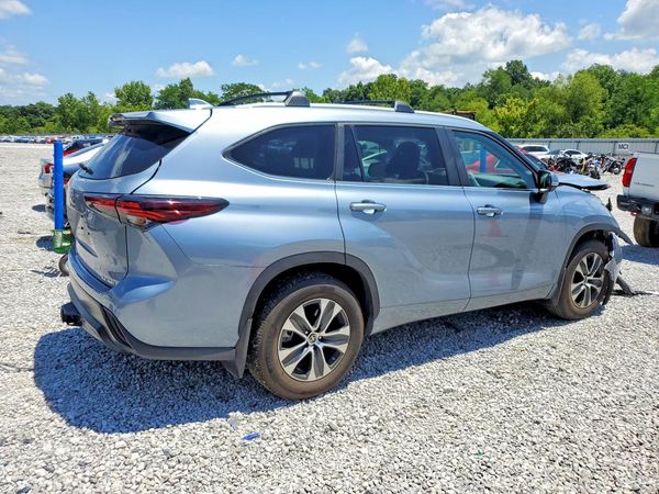 2024 TOYOTA HIGHLANDER