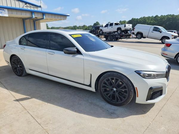 2021 BMW 740