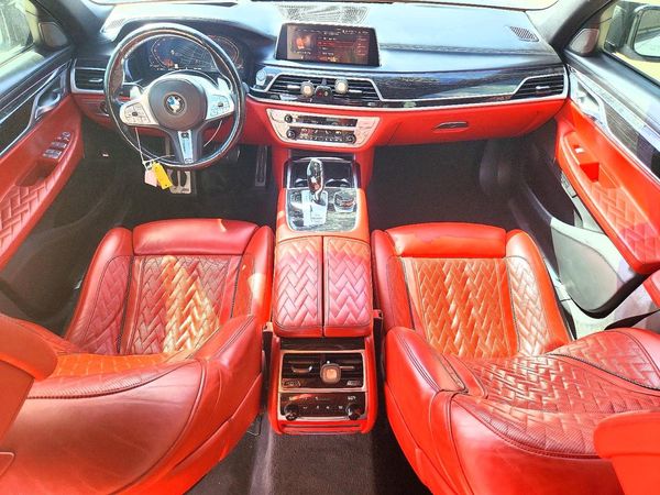 2021 BMW 740