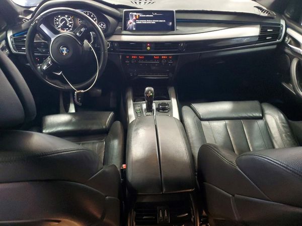 2016 BMW X5 xDrive50i