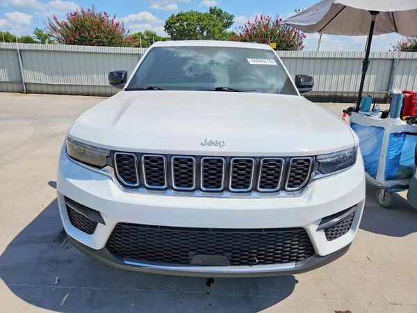 2025 JEEP GRAND CHEROKEE Laredo, Altitude