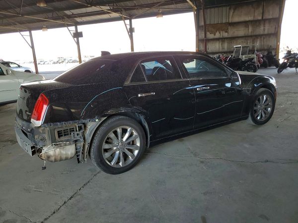 2018 CHRYSLER 300