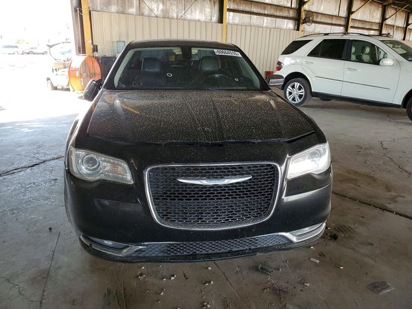 2018 CHRYSLER 300