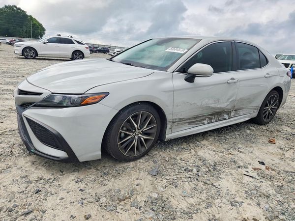 2023 TOYOTA CAMRY