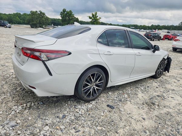 2023 TOYOTA CAMRY