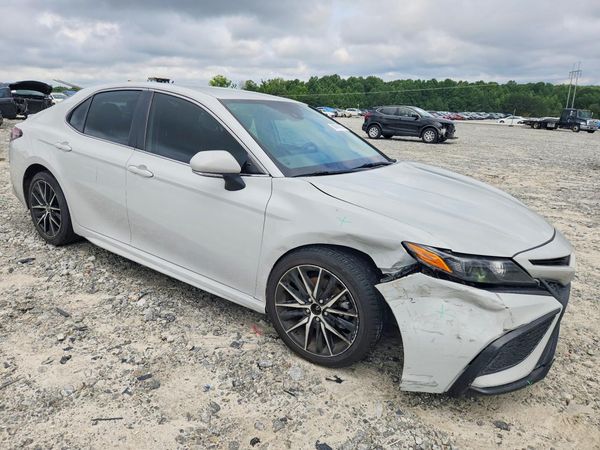 2023 TOYOTA CAMRY