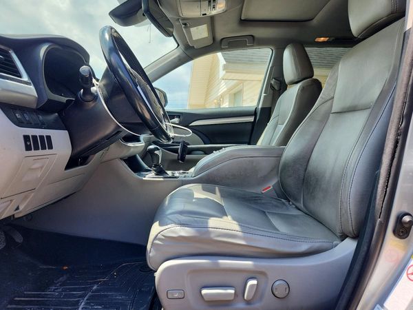 2017 TOYOTA HIGHLANDER