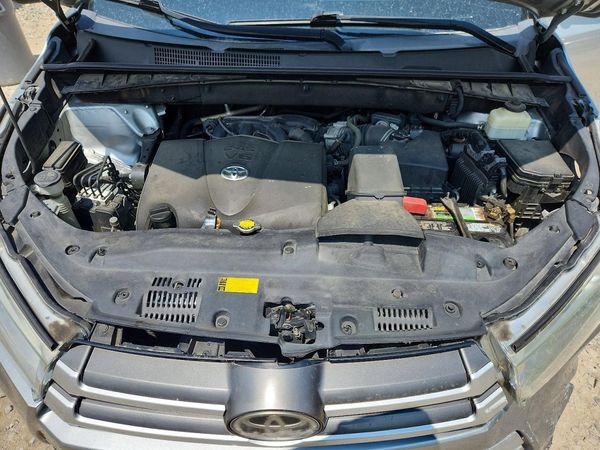 2017 TOYOTA HIGHLANDER