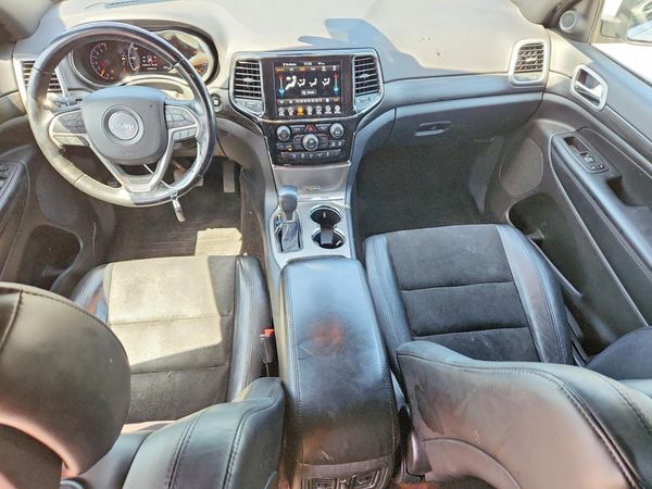 2021 JEEP GRAND CHEROKEE LAREDO 4X2