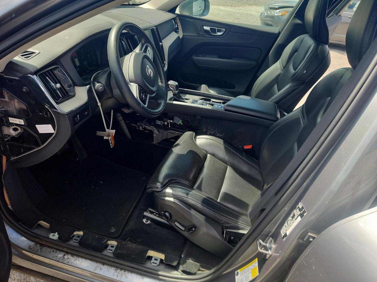 2021 VOLVO XC60 Inscription