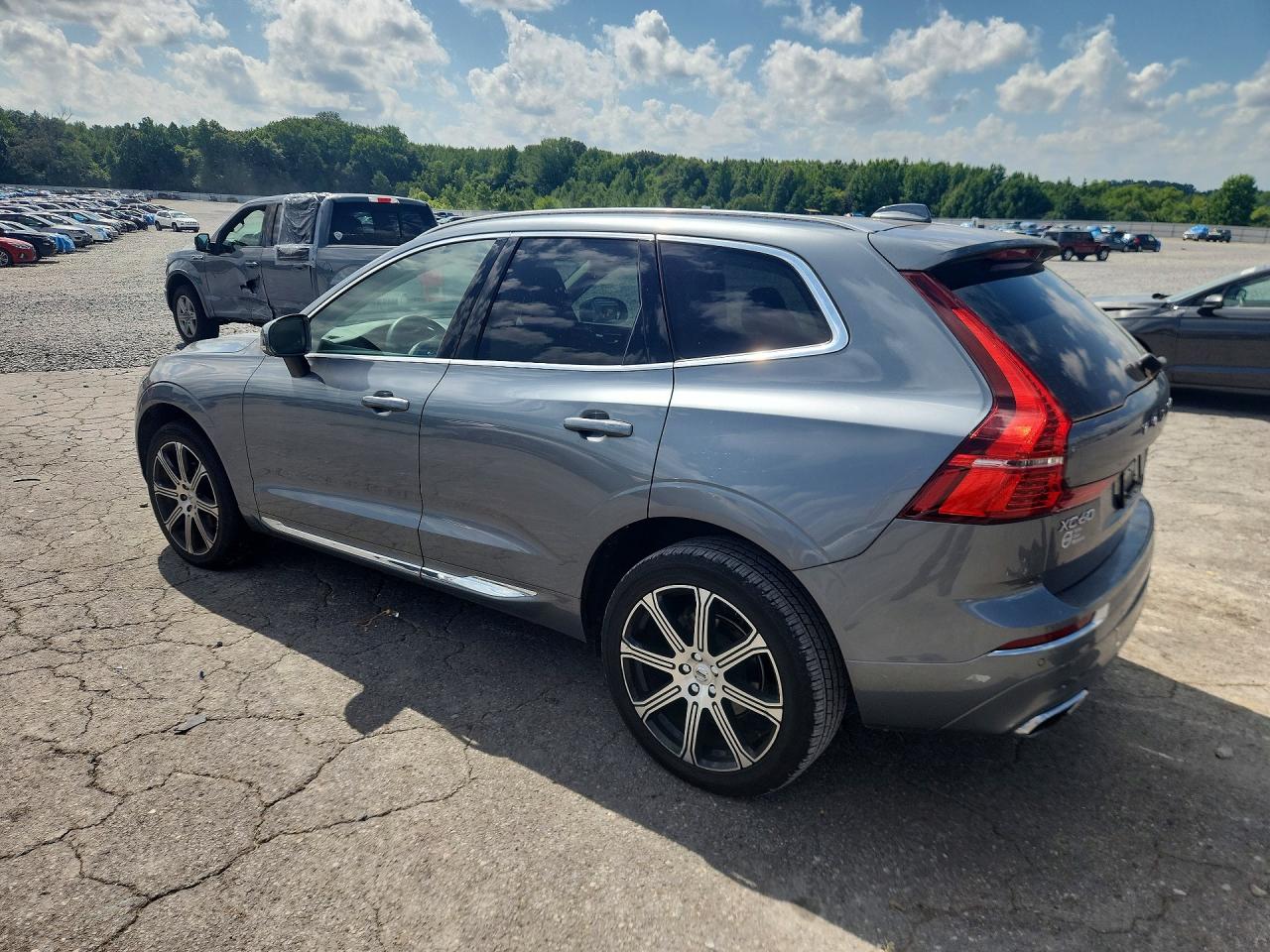 2021 VOLVO XC60 Inscription