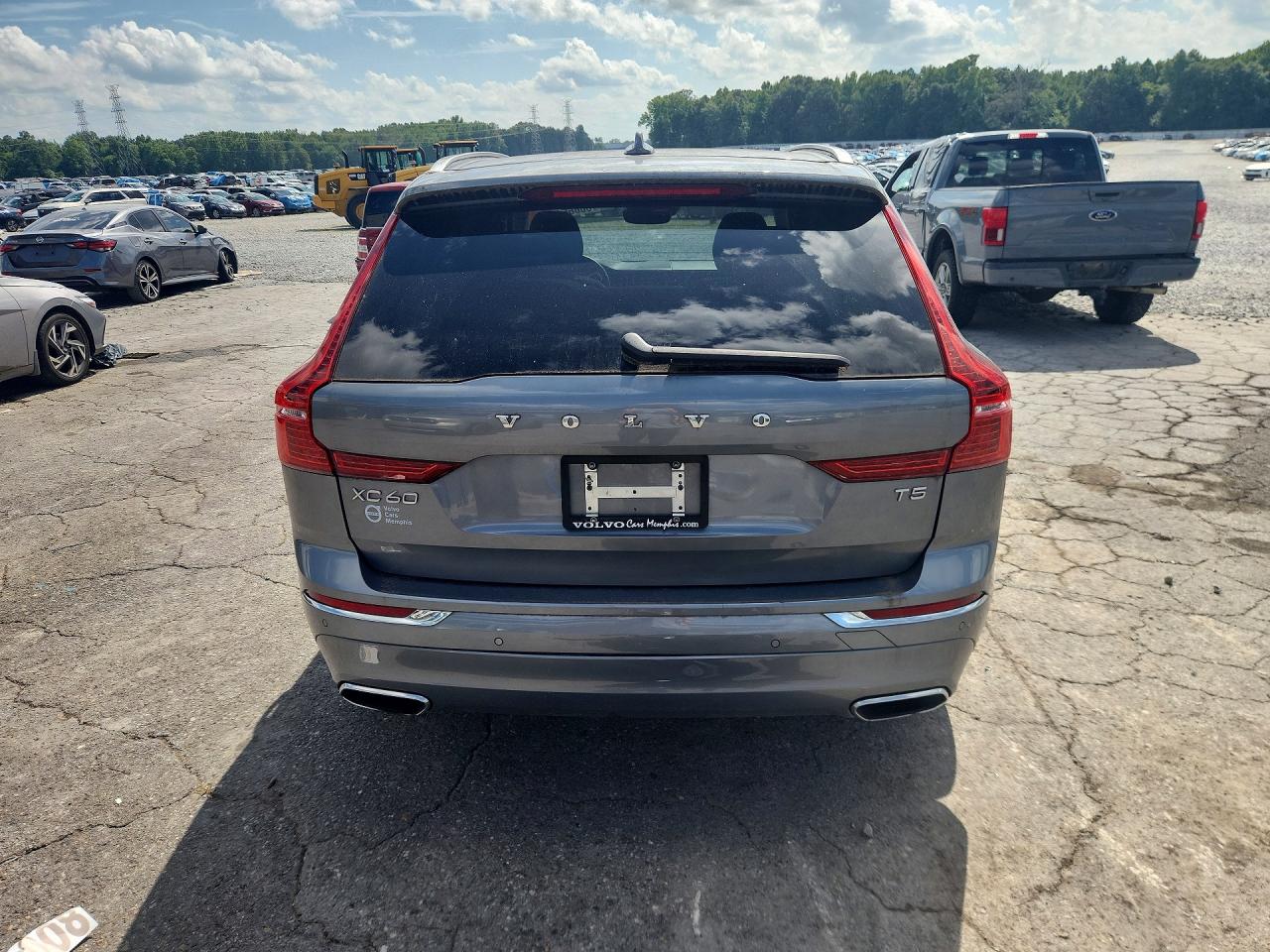 2021 VOLVO XC60 Inscription
