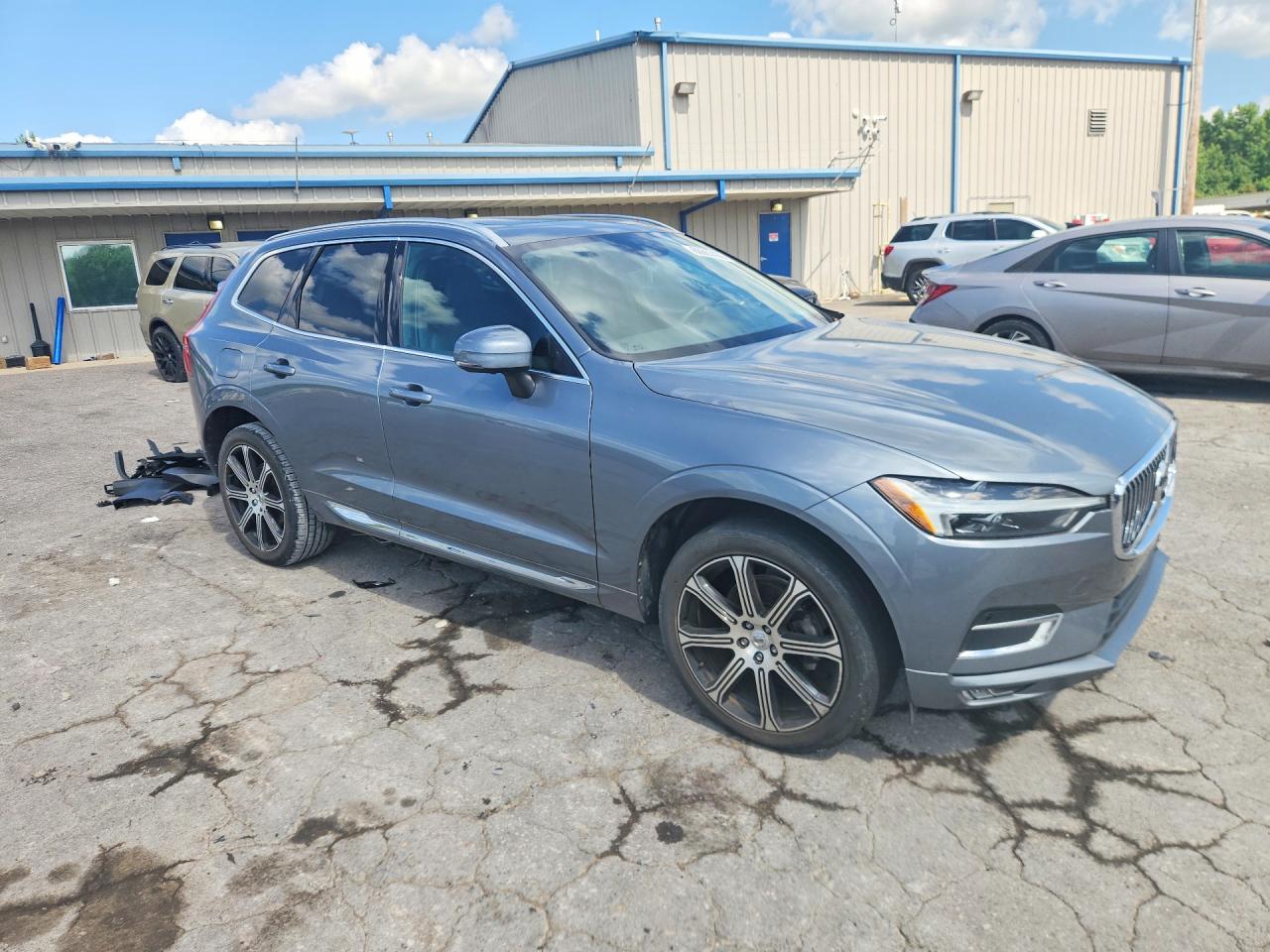 2021 VOLVO XC60 Inscription