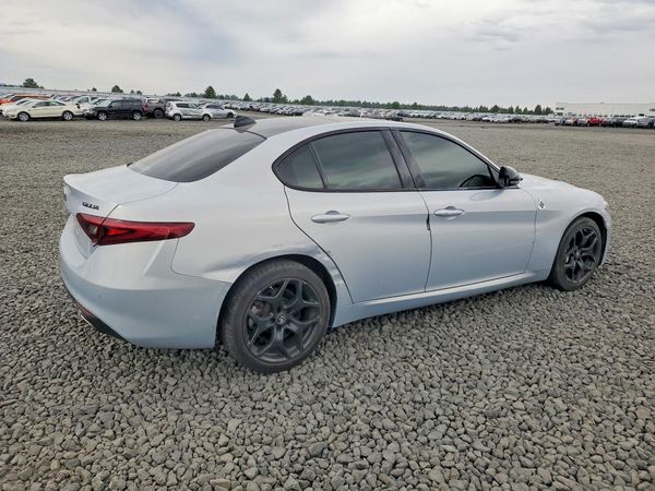 2021 ALFA ROMEO GIULIA AWD
