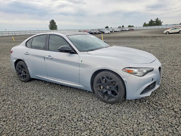 2021 ALFA ROMEO GIULIA AWD
