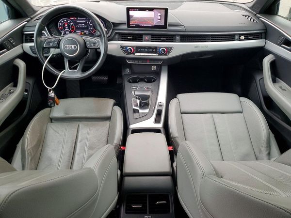 2017 AUDI A4 quattro Prestige