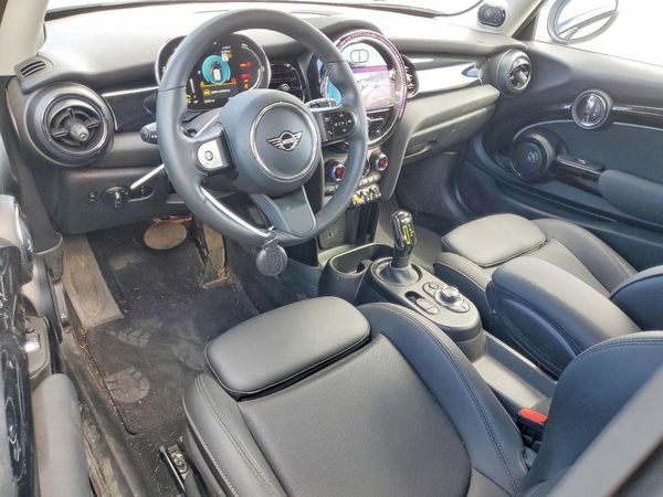 2024 MINI COOPER