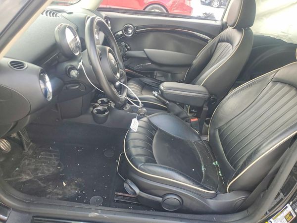 2012 MINI COOPER