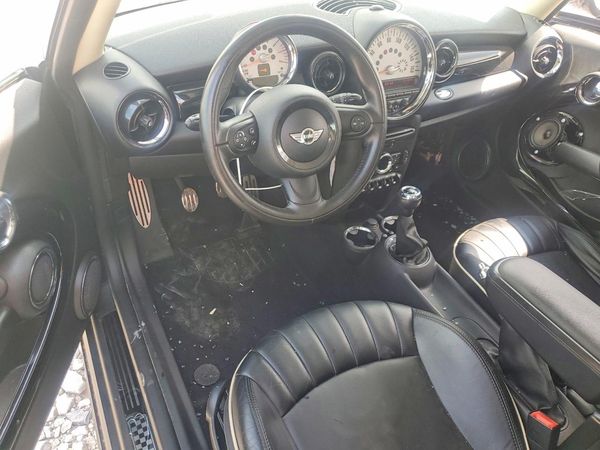 2012 MINI COOPER
