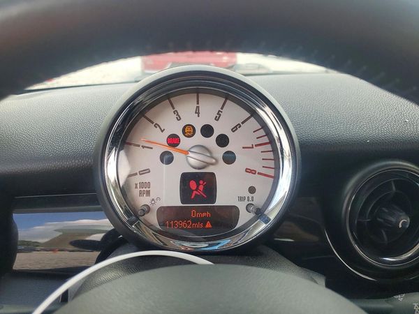 2012 MINI COOPER