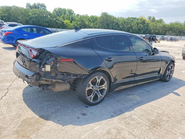 2020 KIA STINGER Base