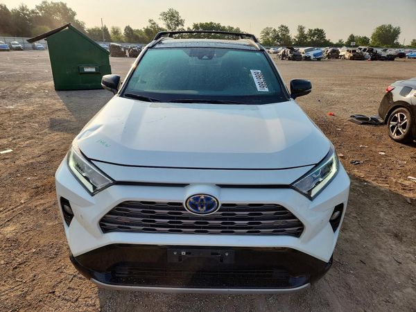2021 TOYOTA RAV4 XSE HV