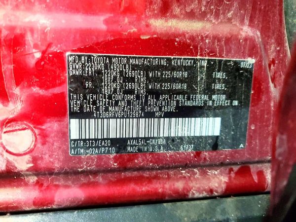 2023 TOYOTA RAV4 Limited