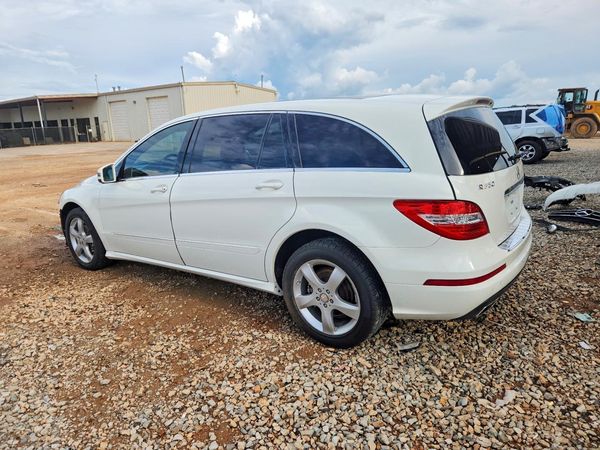 2011 MERCEDES-BENZ R R350 4-MATIC
