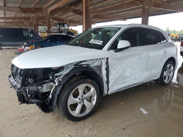 2021 AUDI Q5