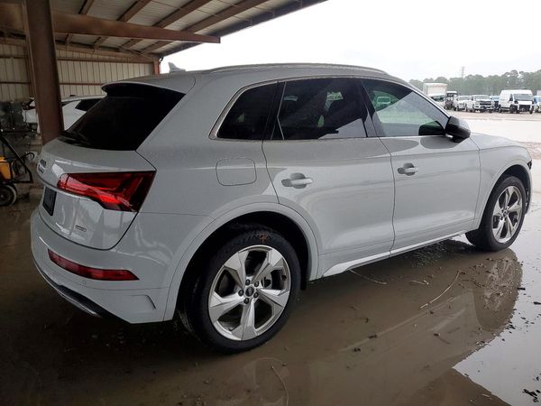2021 AUDI Q5