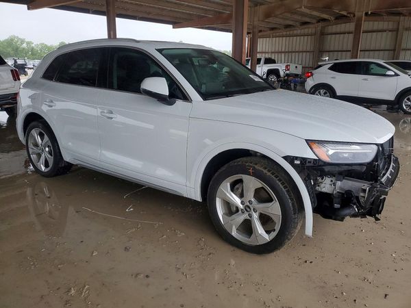 2021 AUDI Q5
