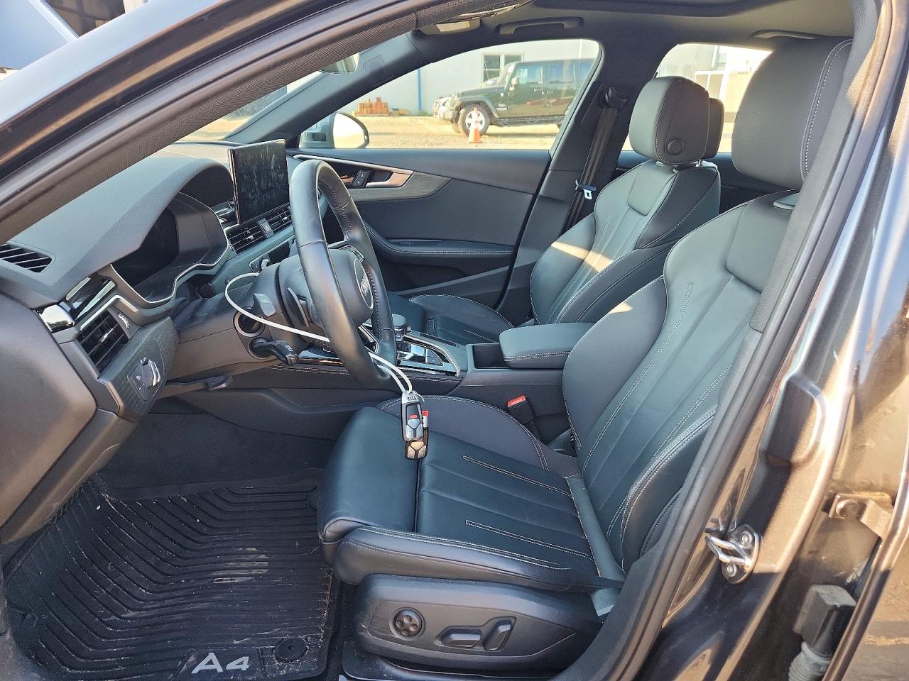 2020 AUDI A4 quattro Premium Plus