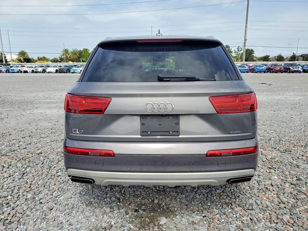 2017 AUDI Q7