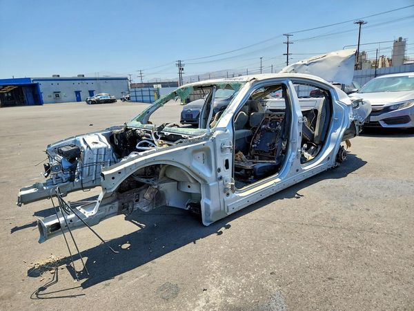 2020 DODGE CHARGER Scat Pack — Front 3/4