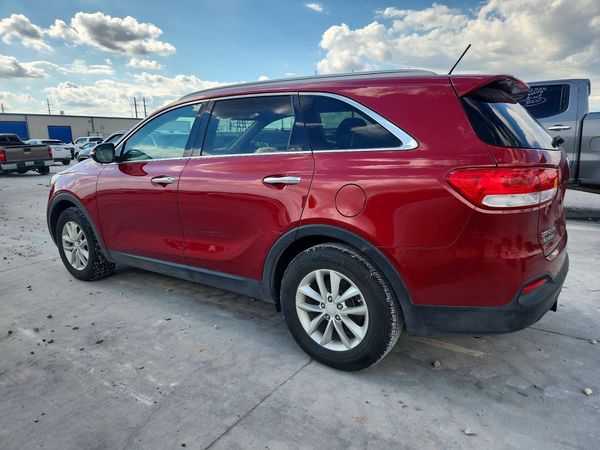 2017 KIA SORENTO L, LX
