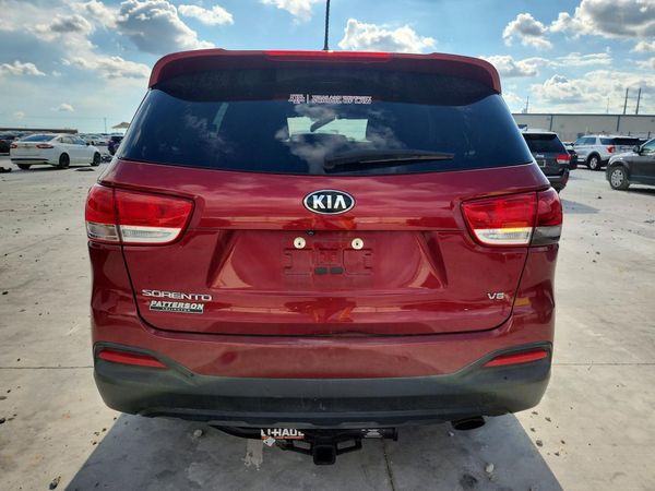 2017 KIA SORENTO L, LX