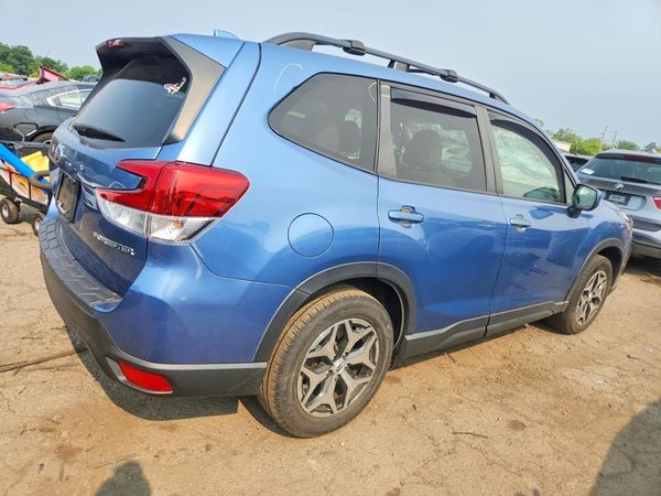 2020 SUBARU FORESTER