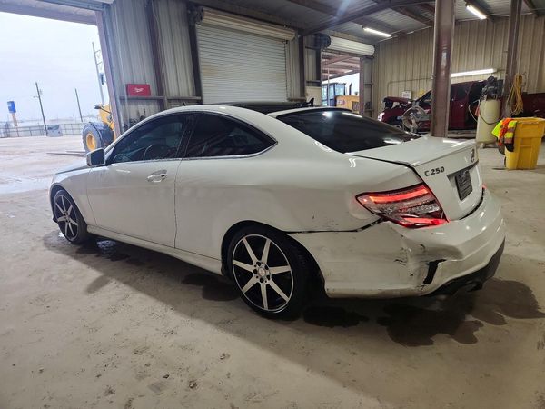 2015 MERCEDES-BENZ C C250