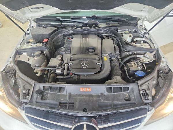 2015 MERCEDES-BENZ C C250