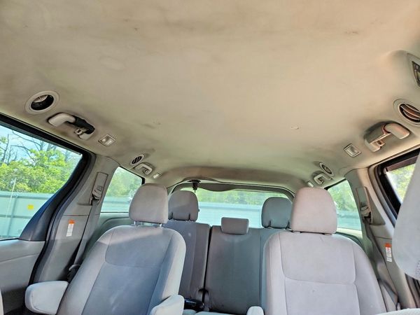2017 TOYOTA SIENNA L