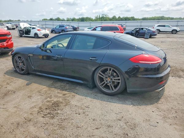 2014 PORSCHE PANAMERA Base (2WD), 4 (4WD)