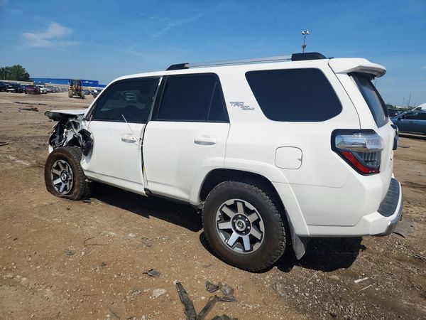 2018 TOYOTA 4RUNNER