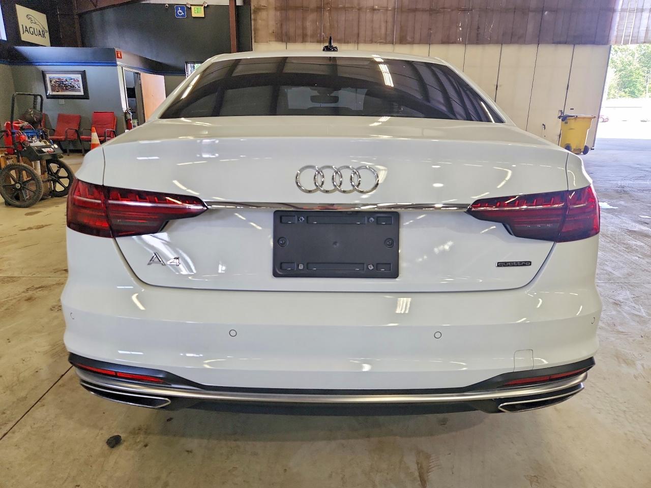 2022 AUDI A4