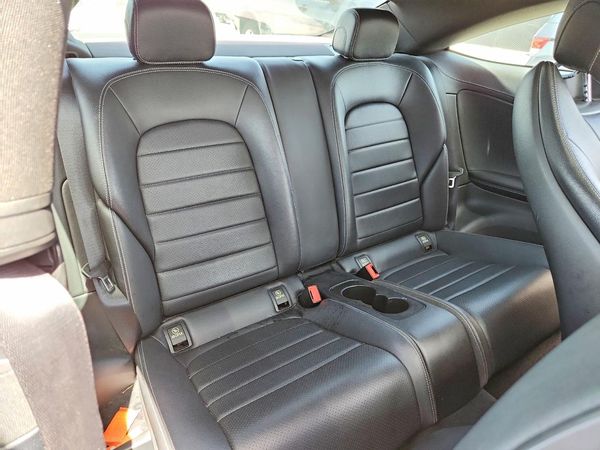 2017 MERCEDES-BENZ C C300