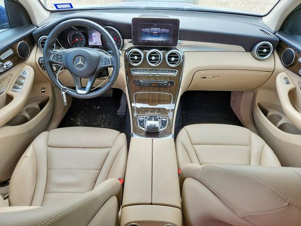 2018 MERCEDES-BENZ GLC GLC300